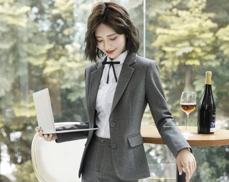 Новинка, серые формальные пидж – обзор и цена Formal Winter Wear Women Jacket